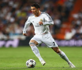 开云体育-头球与点球，当申花绝杀之夜，姆巴佩在连败中凝视深渊，绝杀狂欢与深渊凝视——申花之夜与姆巴佩的连败